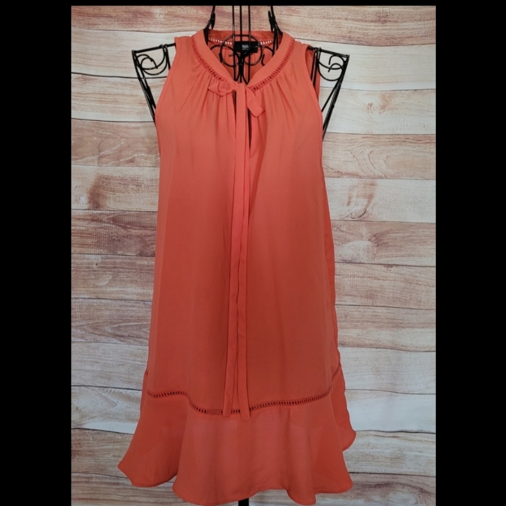 Missio Sleeveless Blouse